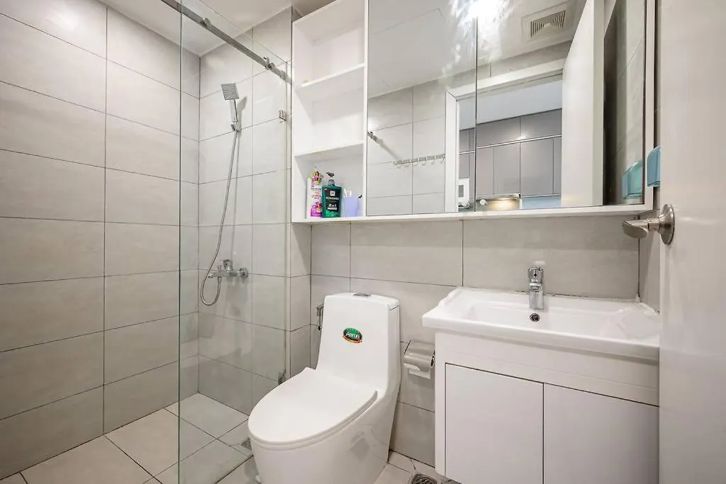 Masteri Millennium Apt With Balcony-Ivyhouse Ho Chi Minh City Apartment